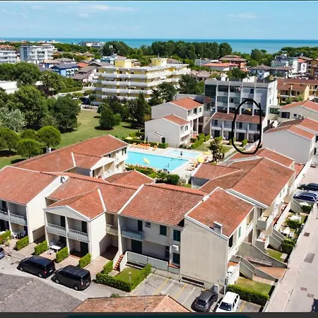 De Lux 3min From The Beach, Swimming Pool, Parking