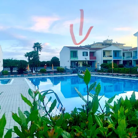 De Lux 3min From The Beach, Swimming Pool, Parking Apartment Caorle