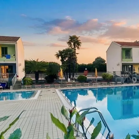De Lux 3min From The Beach, Swimming Pool, Parking Caorle